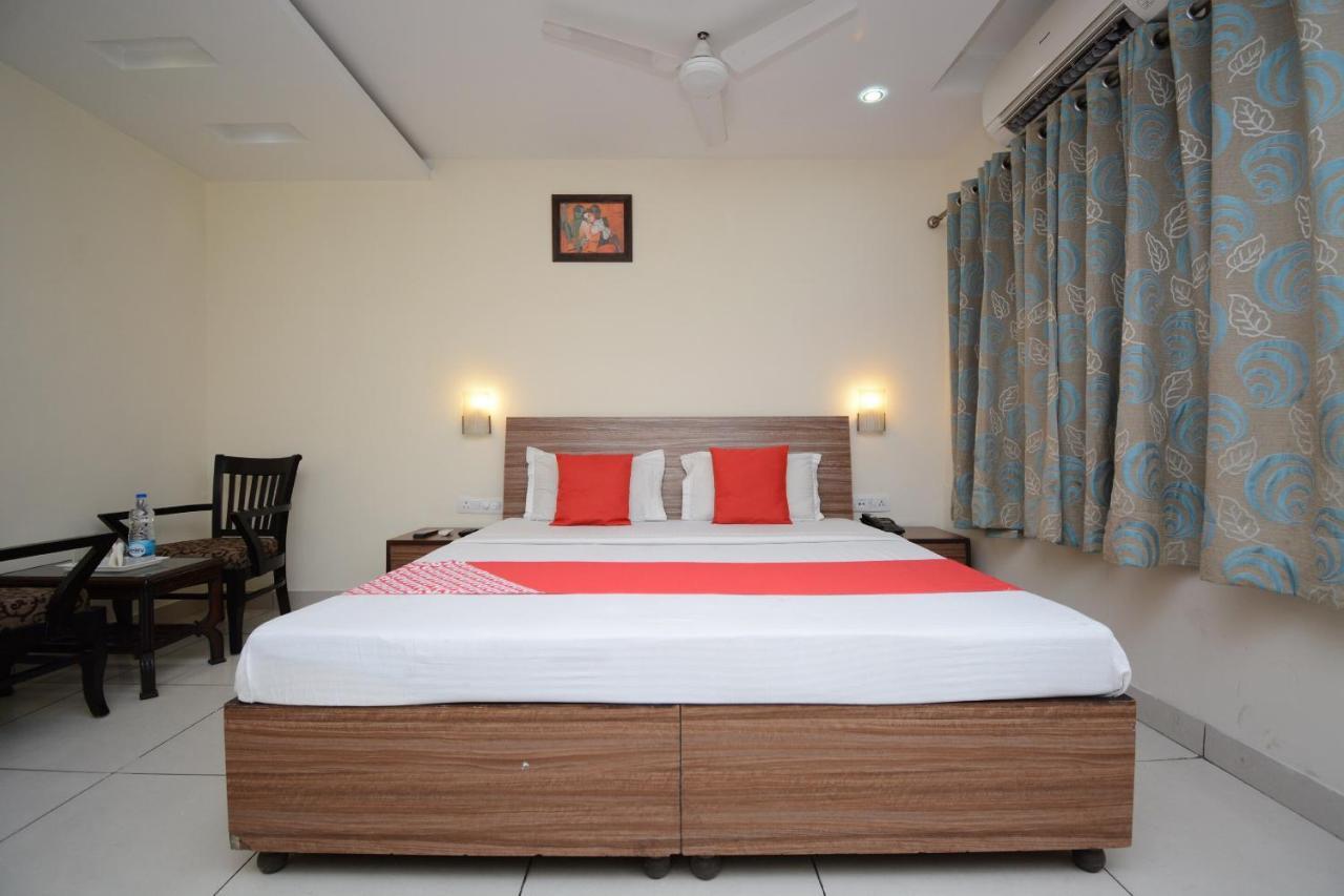Oyo 5478 Skippers Inn Ludhiana Exteriör bild