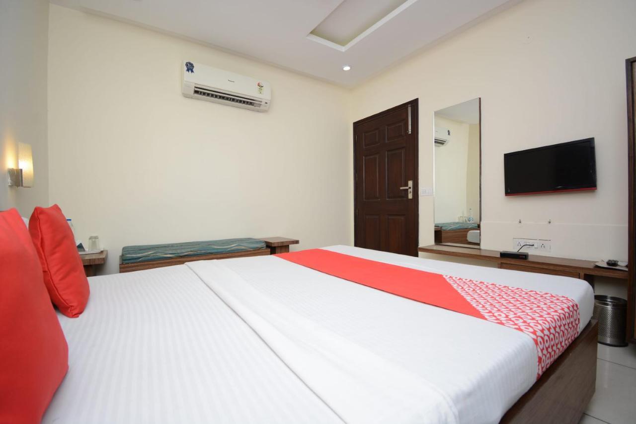Oyo 5478 Skippers Inn Ludhiana Exteriör bild